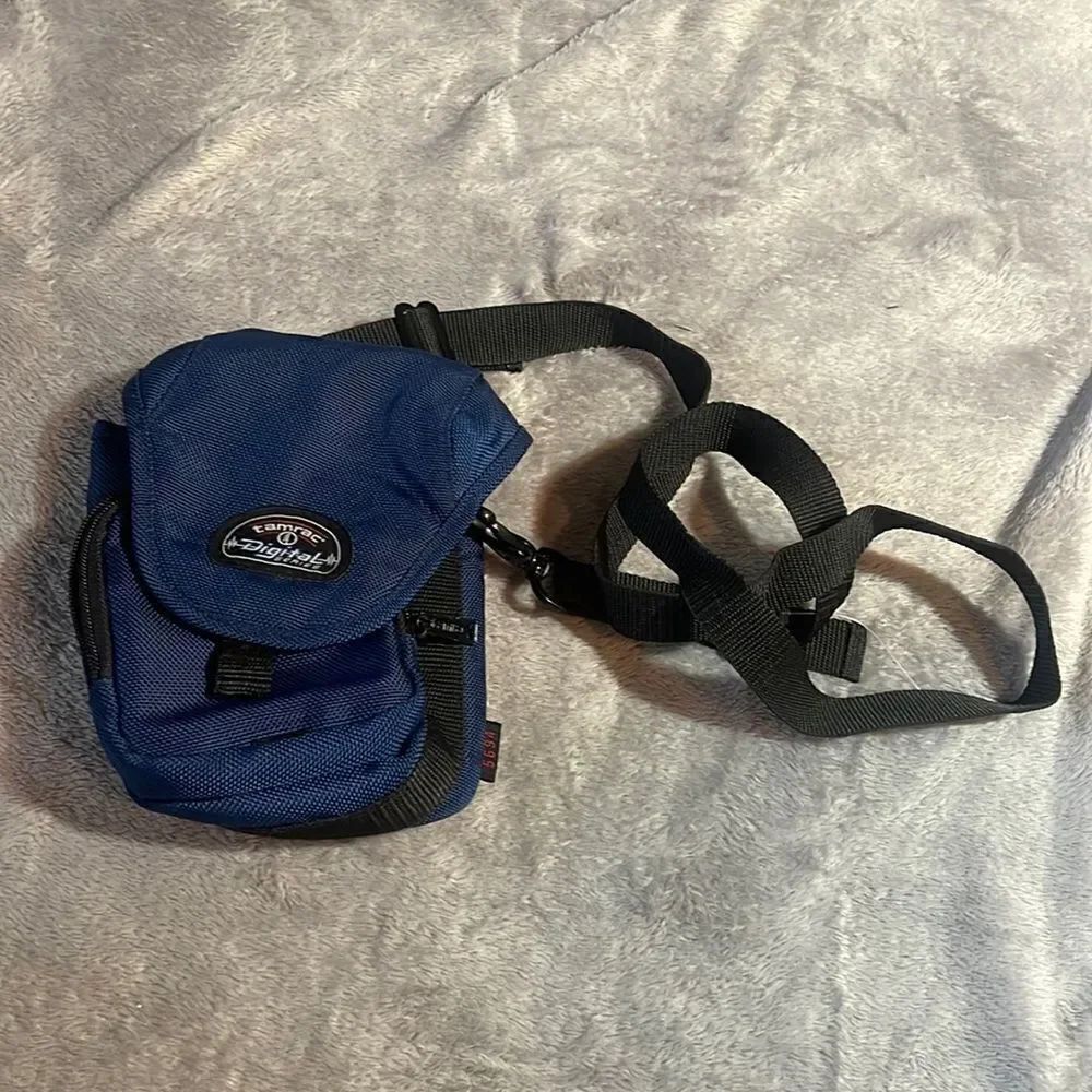 Tamarac Digital camera case - Picture 1 of 9